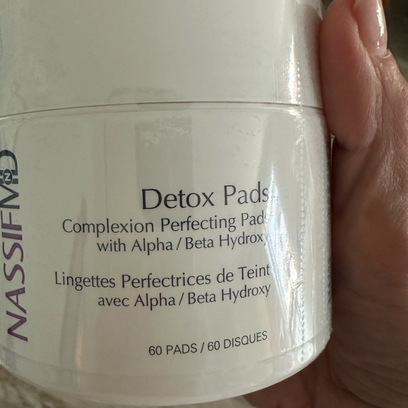 Detox Pads - White Complexion Perfecting Pads - Picture 1 of 2